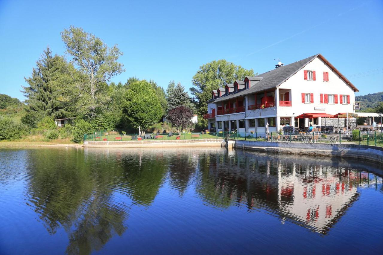 Hotel Le Lac Des Moines Condat  Esterno foto